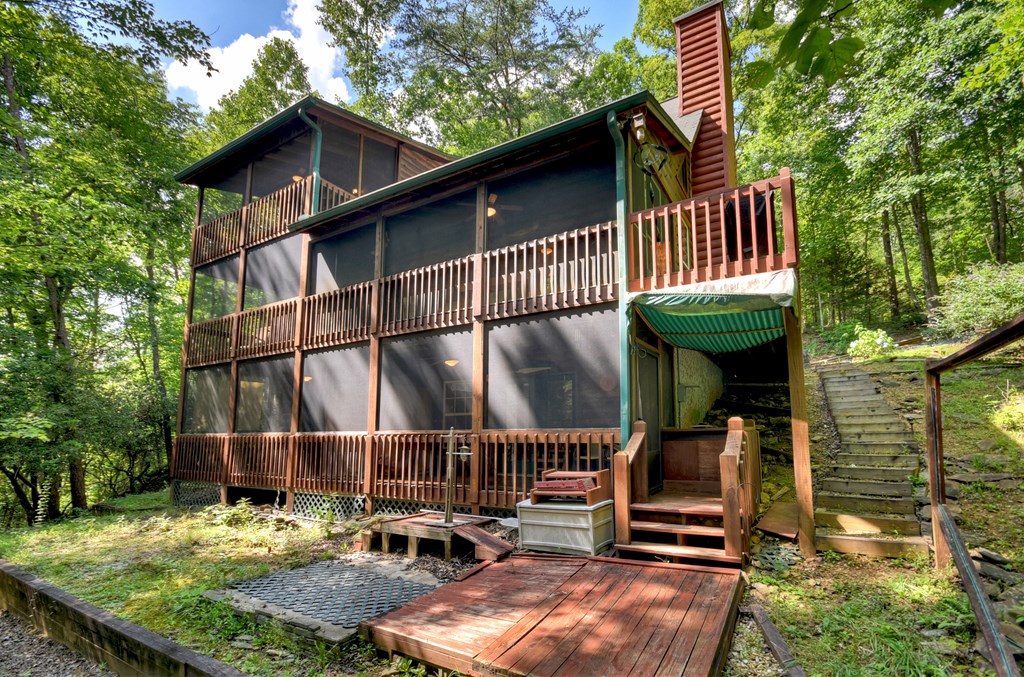 417012 Mineral Bluff Residential