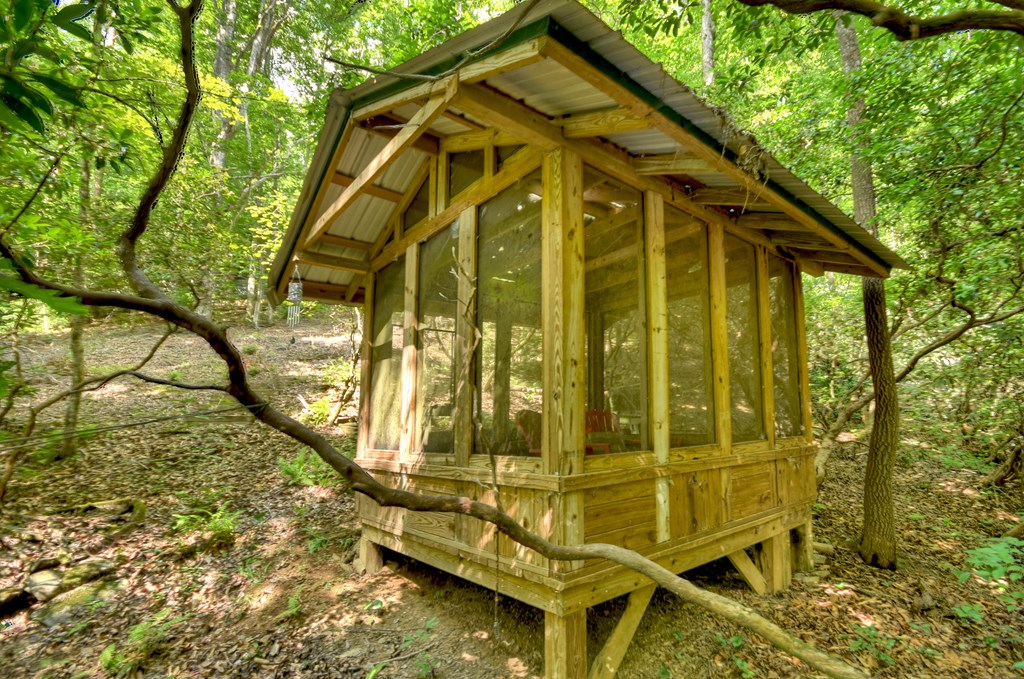 417012 Mineral Bluff Residential