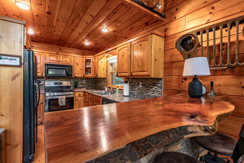 417016 Blairsville Residential