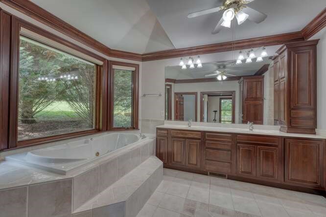 417020 Hayesville Residential