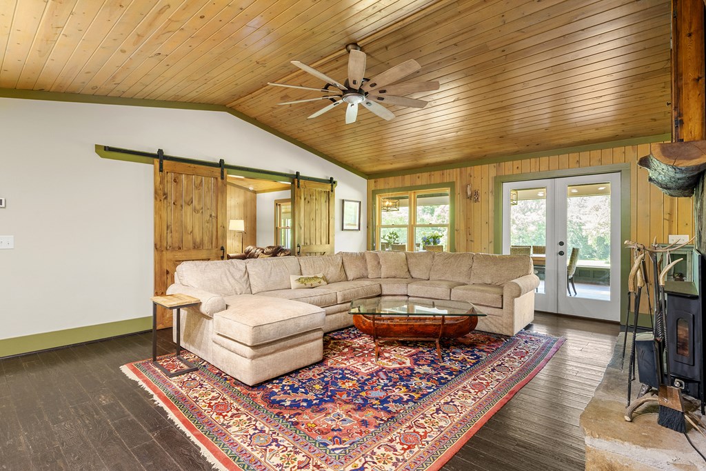 417025 Clayton Residential