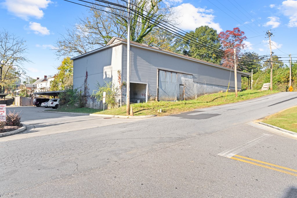 417028 Blue Ridge Residential