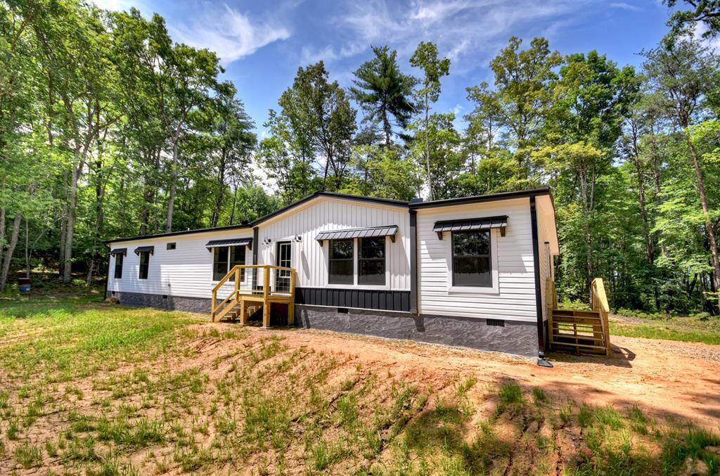 417033 Epworth Residential