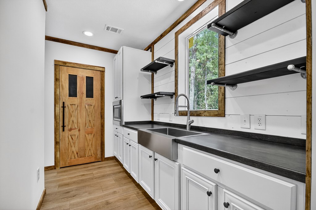 417033 Blue Ridge Residential