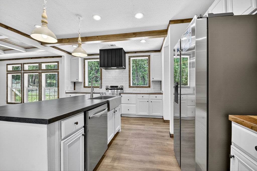 417033 Blue Ridge Residential