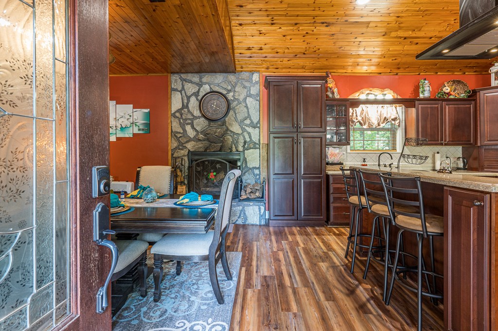 417034 Murphy Residential