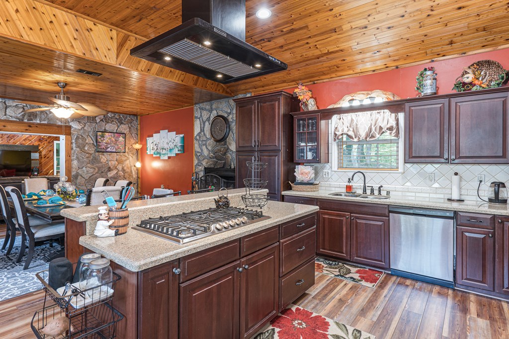 417034 Murphy Residential