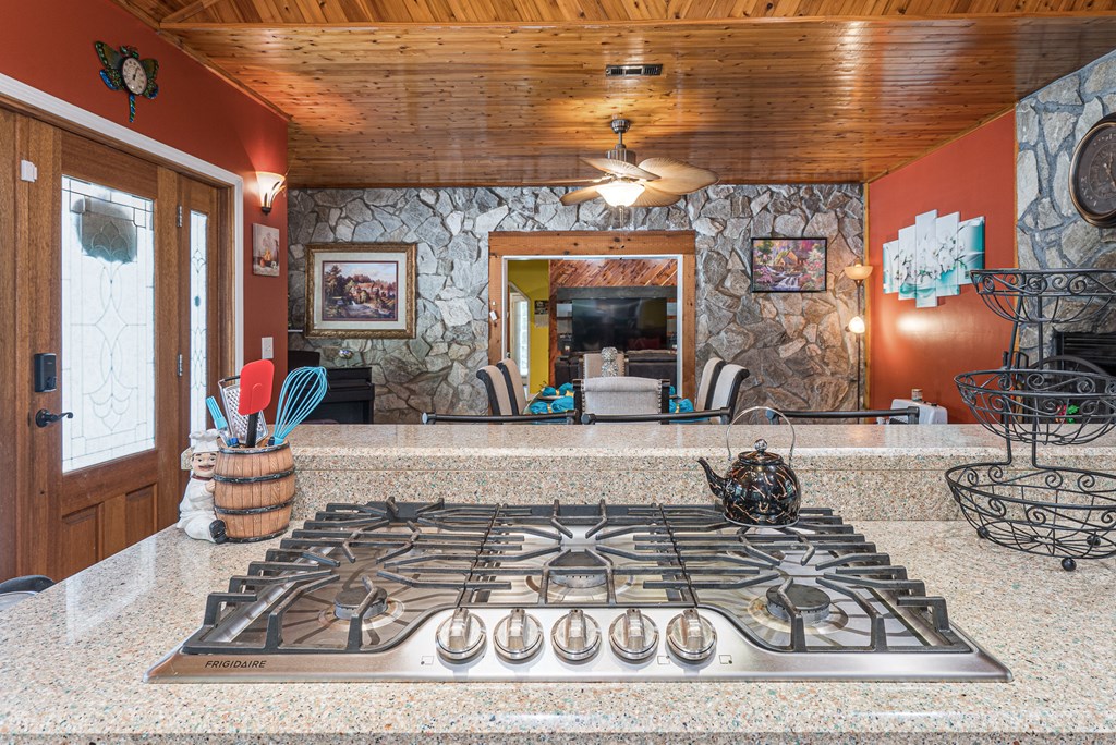 417034 Murphy Residential