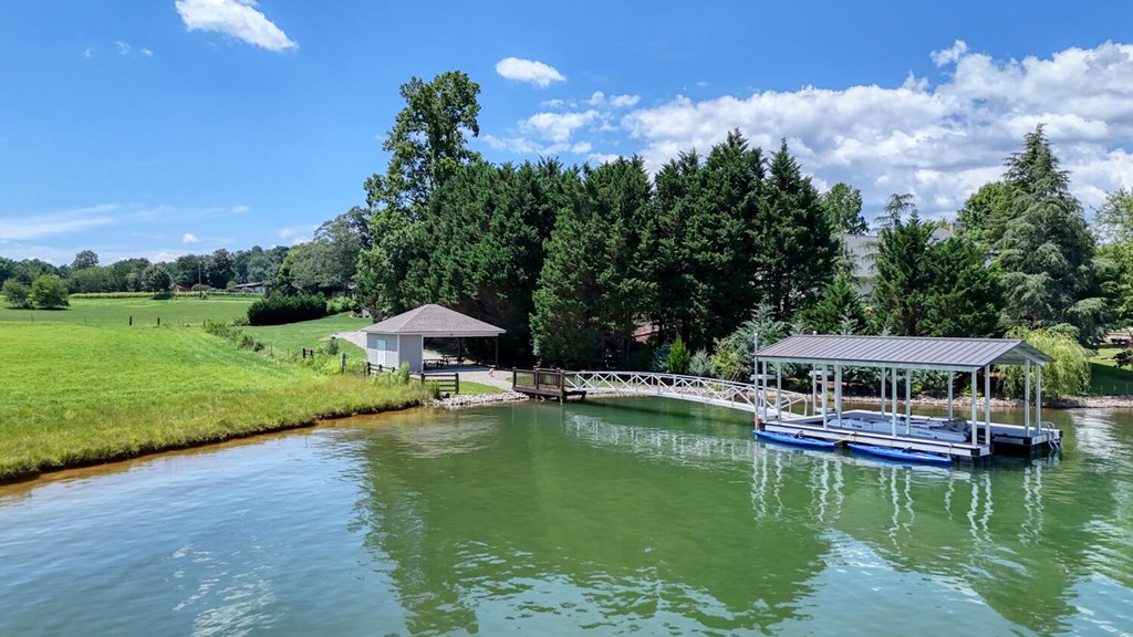 417036 Hiawassee Residential