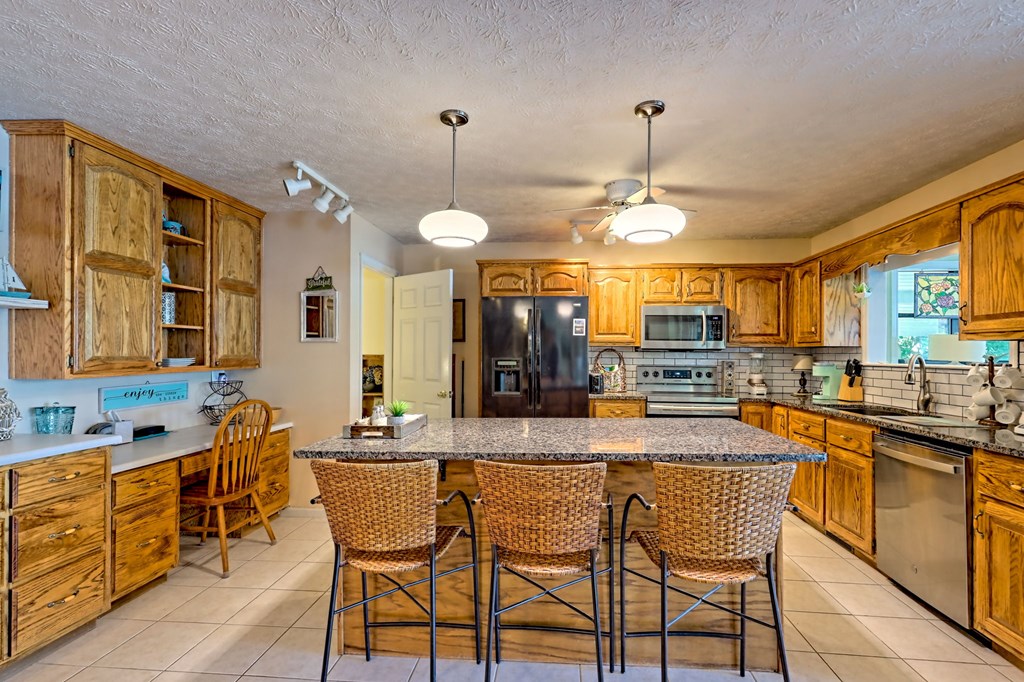 417045 Blairsville Residential