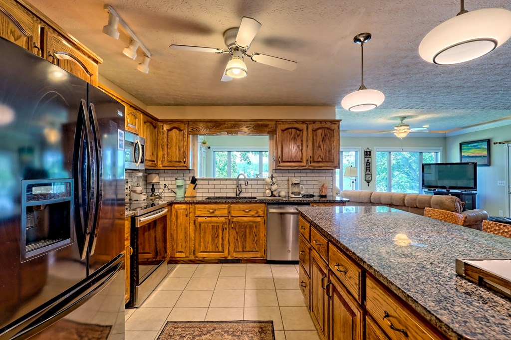 417045 Blairsville Residential