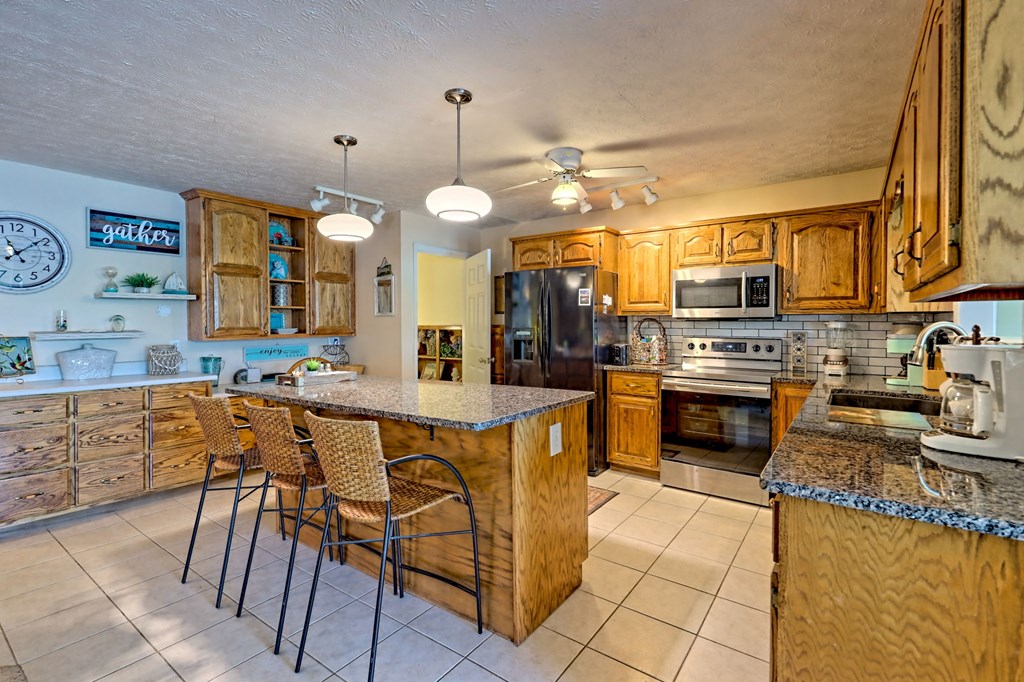 417045 Blairsville Residential