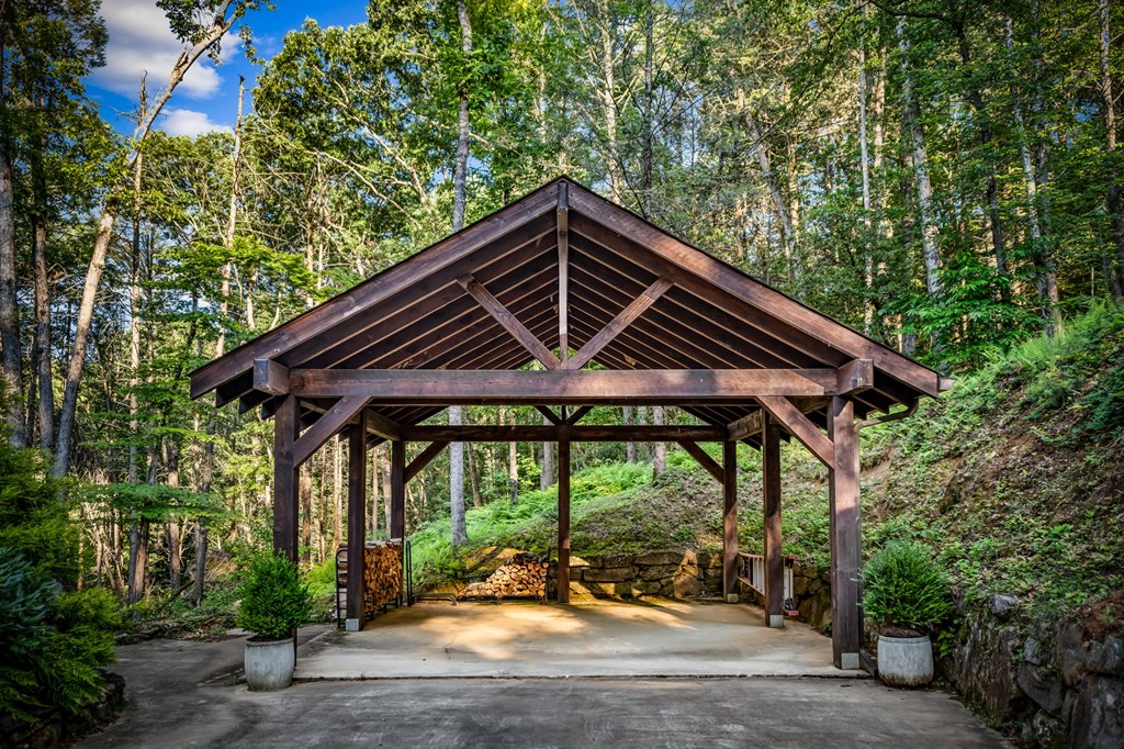 417047 Blue Ridge Residential