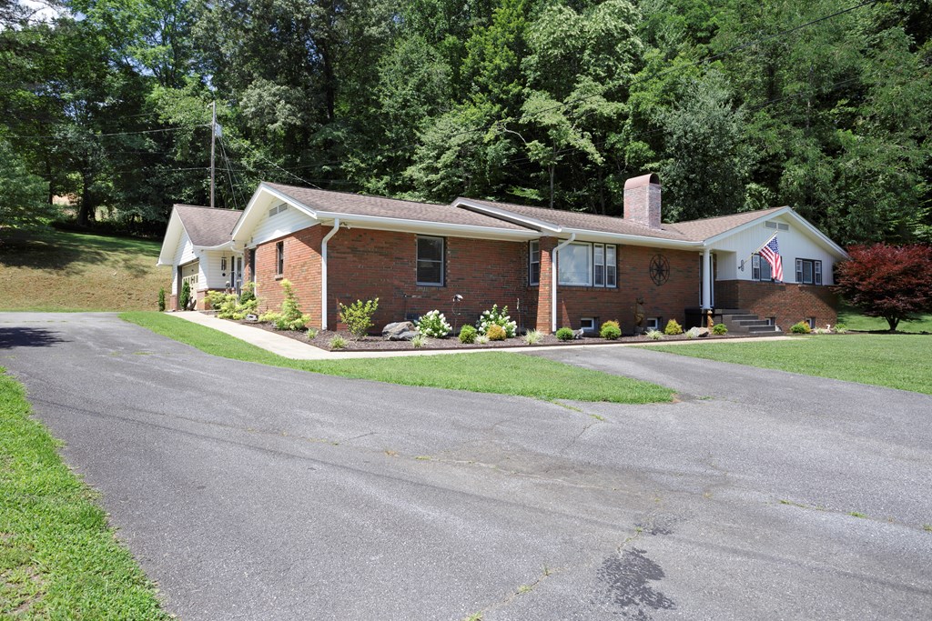 417059 Hayesville Residential
