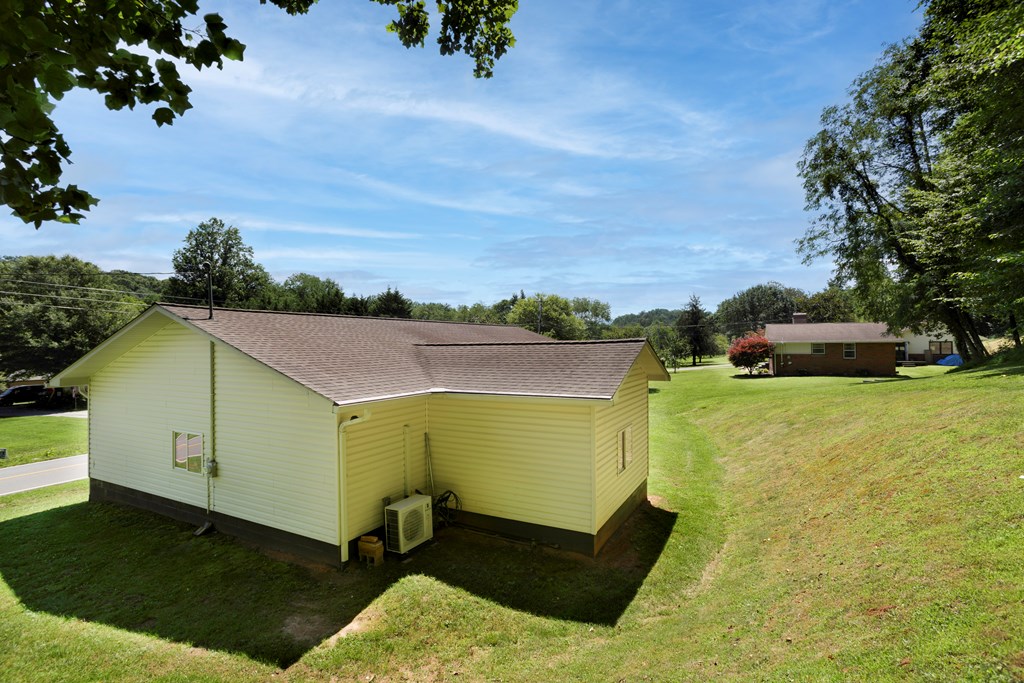 417059 Hayesville Residential