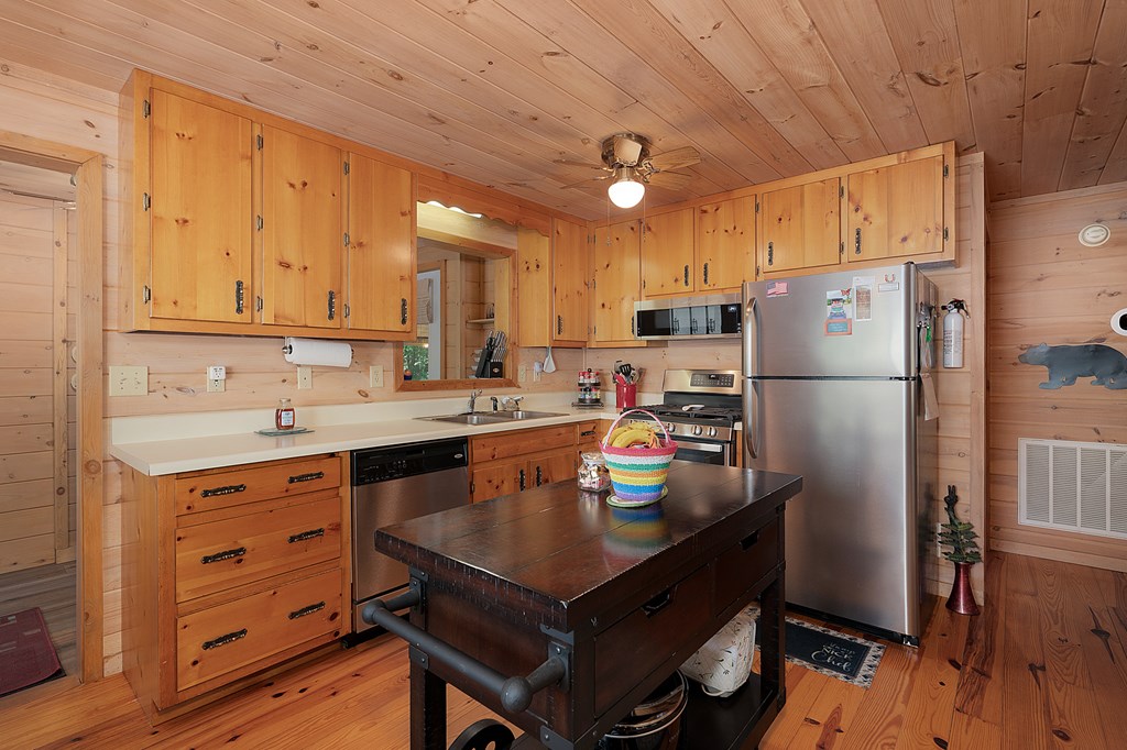 417061 Ellijay Residential