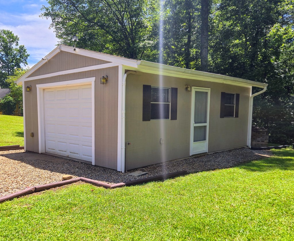 417067 Blairsville Residential