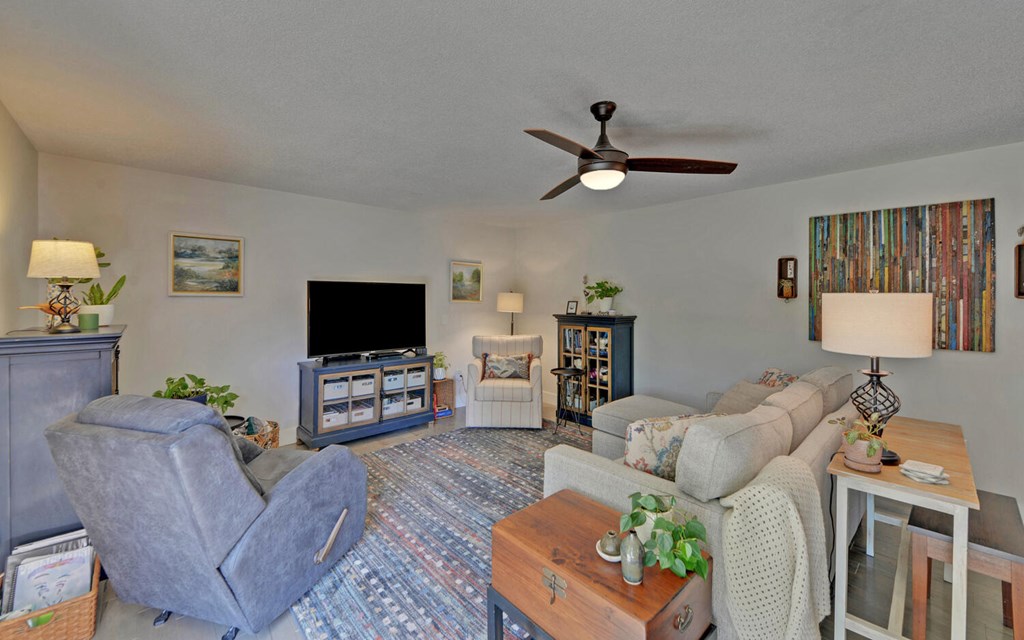 417076 Murphy Residential