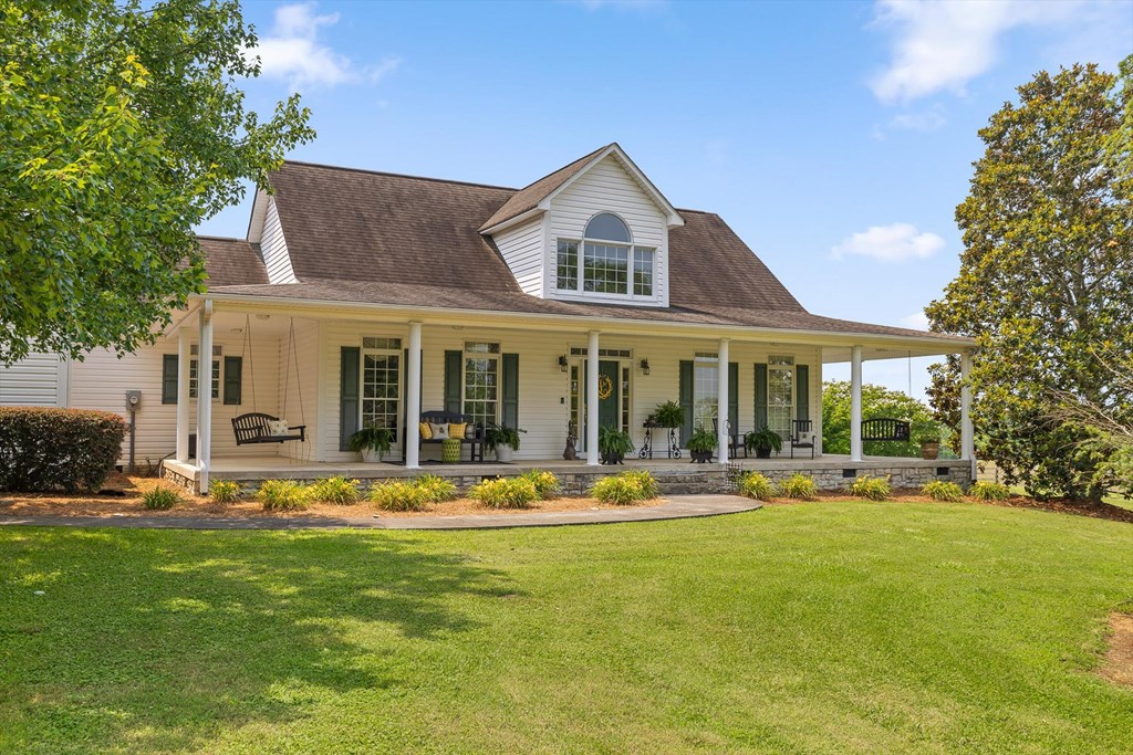 417084 Chatsworth Residential