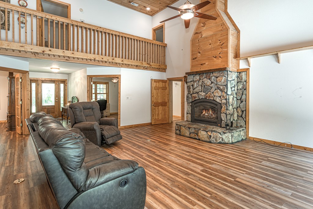 417094 Murphy Residential