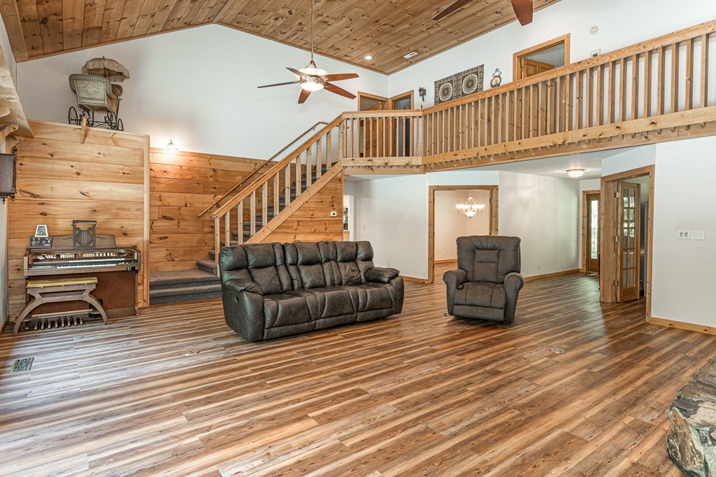 417094 Murphy Residential