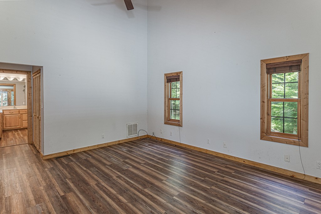 417094 Murphy Residential