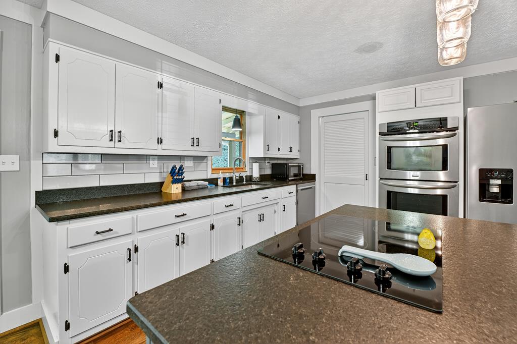 417096 Blue Ridge Residential