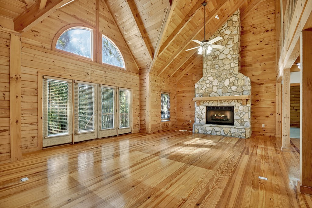 417113 Mineral Bluff Residential