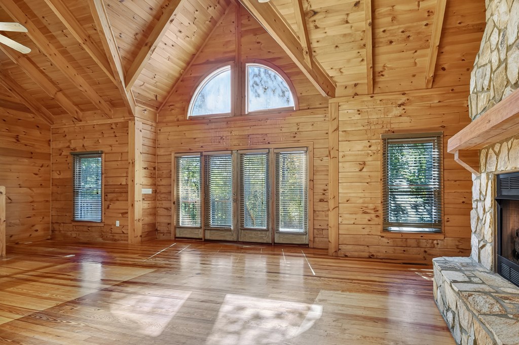 417113 Mineral Bluff Residential