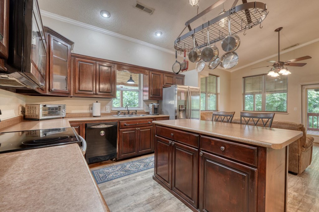 417116 Hayesville Residential
