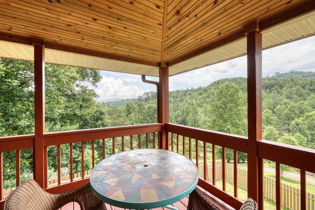 417116 Hayesville Residential