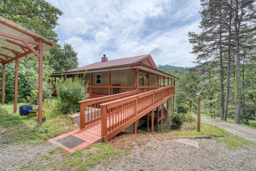 417116 Hayesville Residential