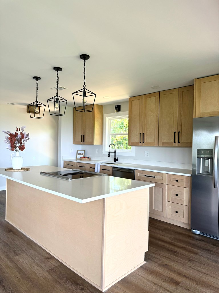 417143 Young Harris Residential