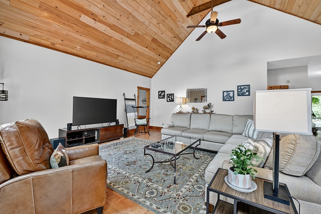 417144 Mineral Bluff Residential