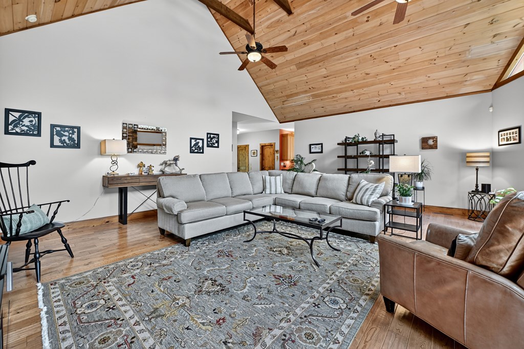 417144 Mineral Bluff Residential