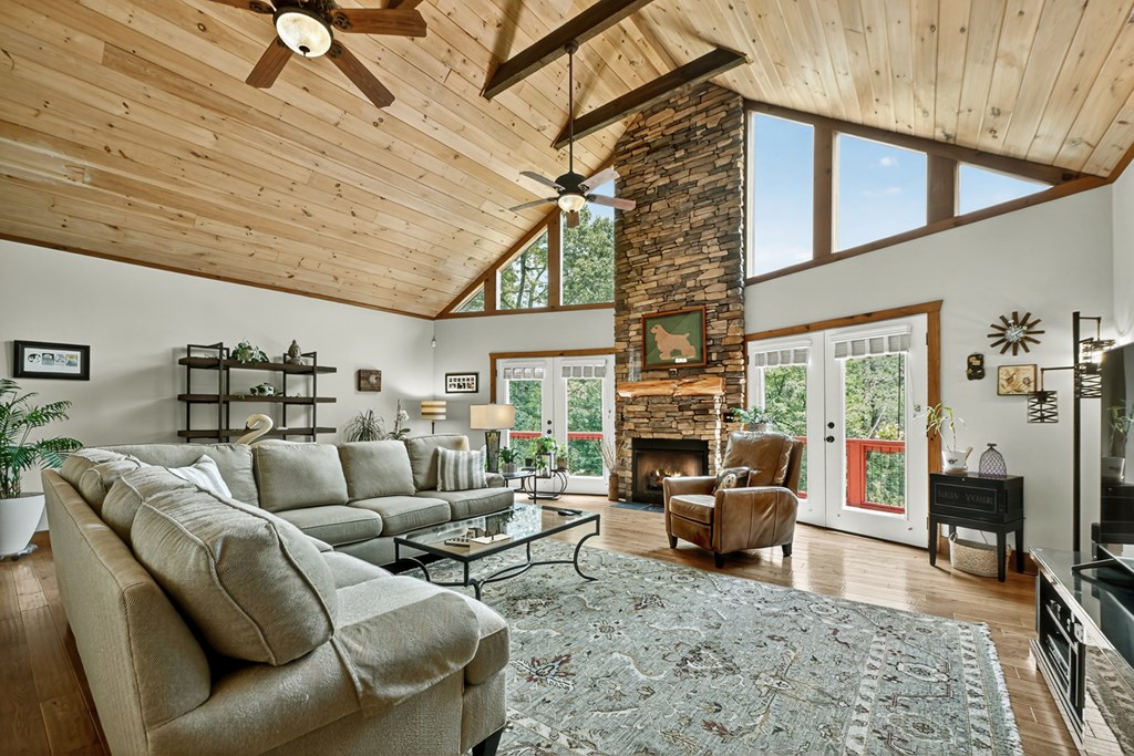417144 Mineral Bluff Residential