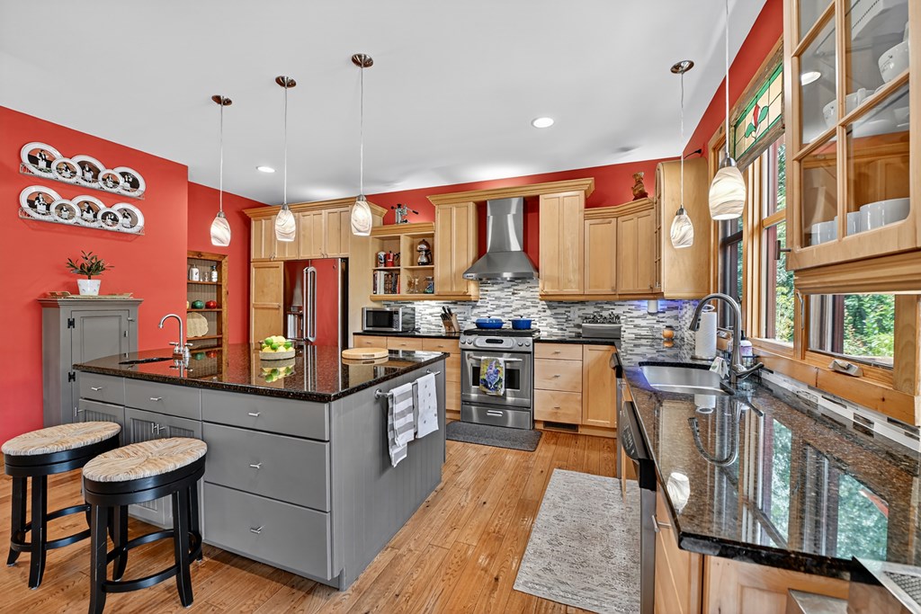 417144 Mineral Bluff Residential