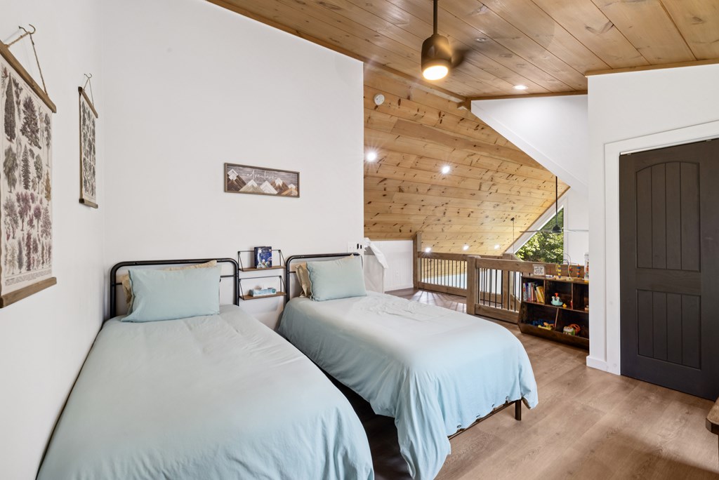 417148 Mineral Bluff Residential