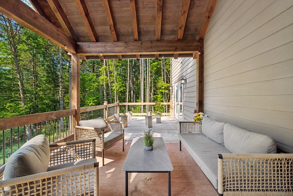 417148 Mineral Bluff Residential