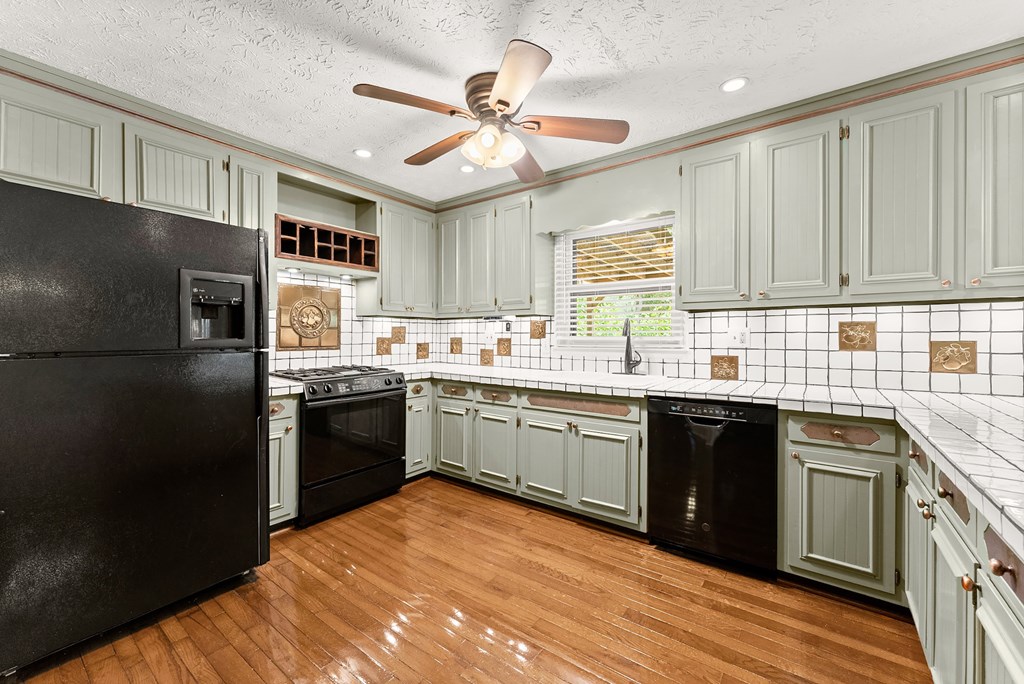 417153 Dahlonega Residential
