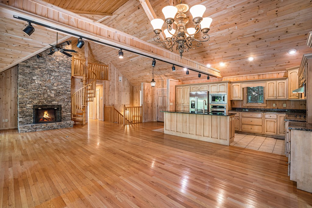 417155 Ellijay Residential