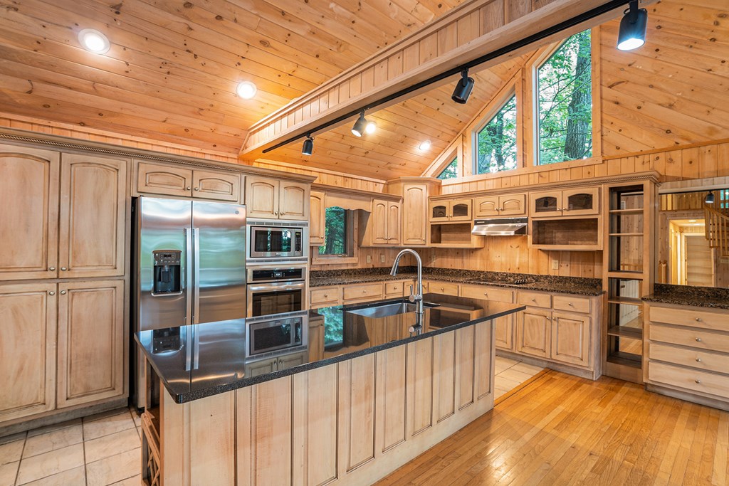 417155 Ellijay Residential