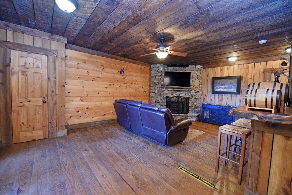 417164 Blue Ridge Residential
