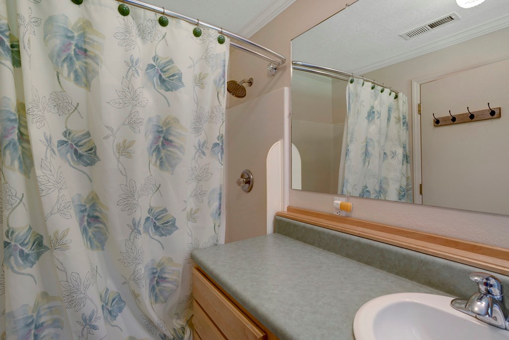 417168 Hayesville Residential