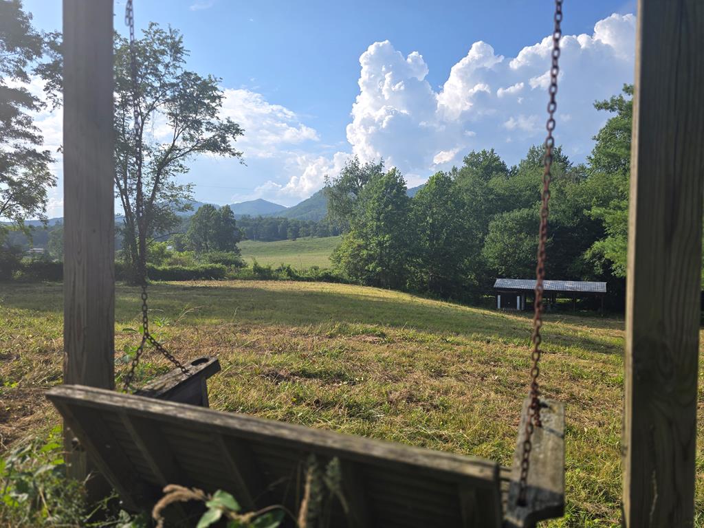 417169 Hayesville 