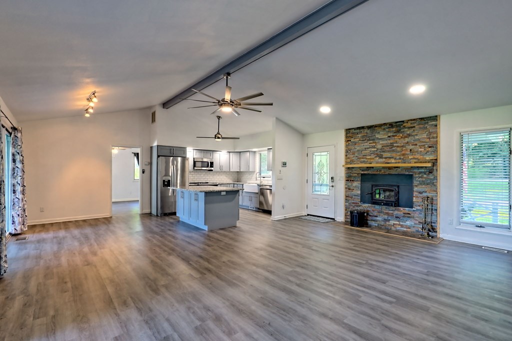 417175 Young Harris Residential