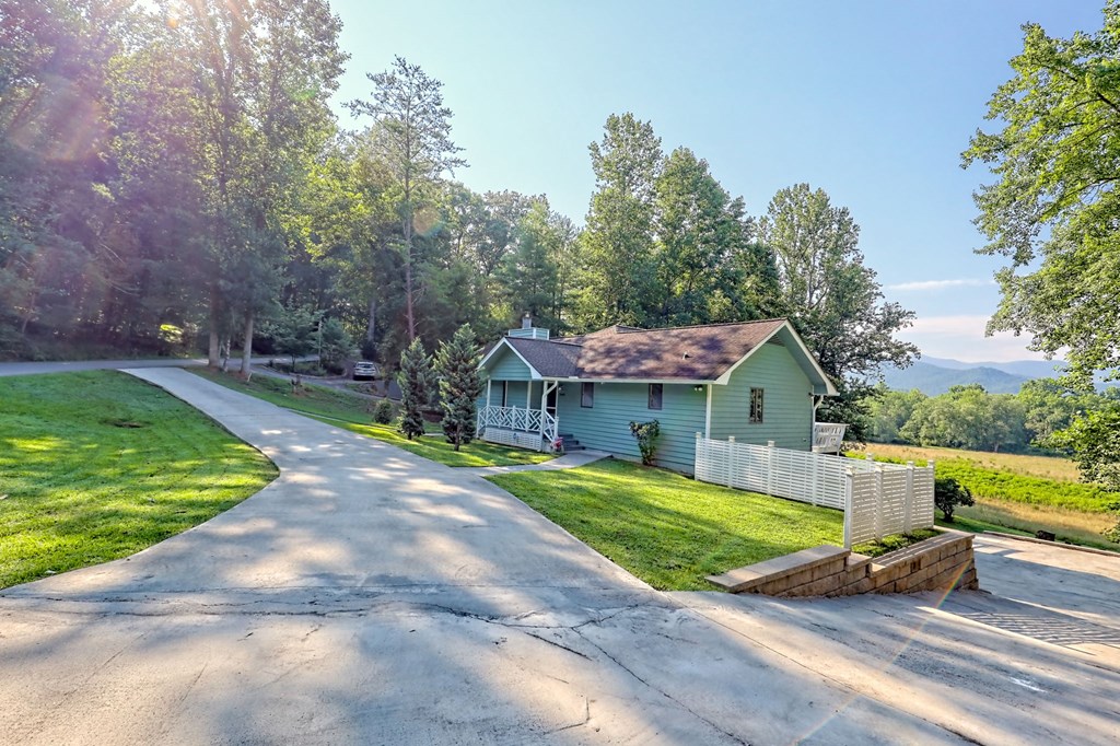 417175 Young Harris Residential