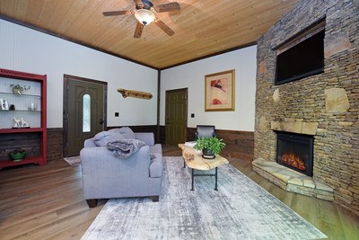 417178 Young Harris Residential