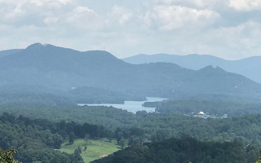417183 Hayesville
 Land