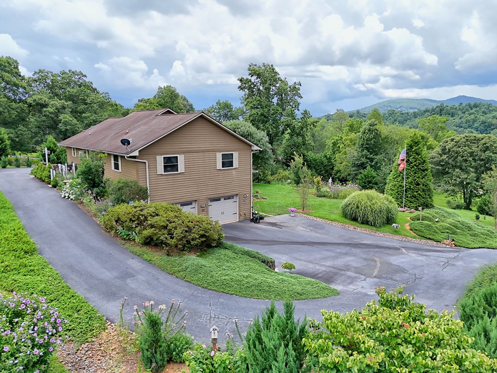 417184 Hayesville Residential